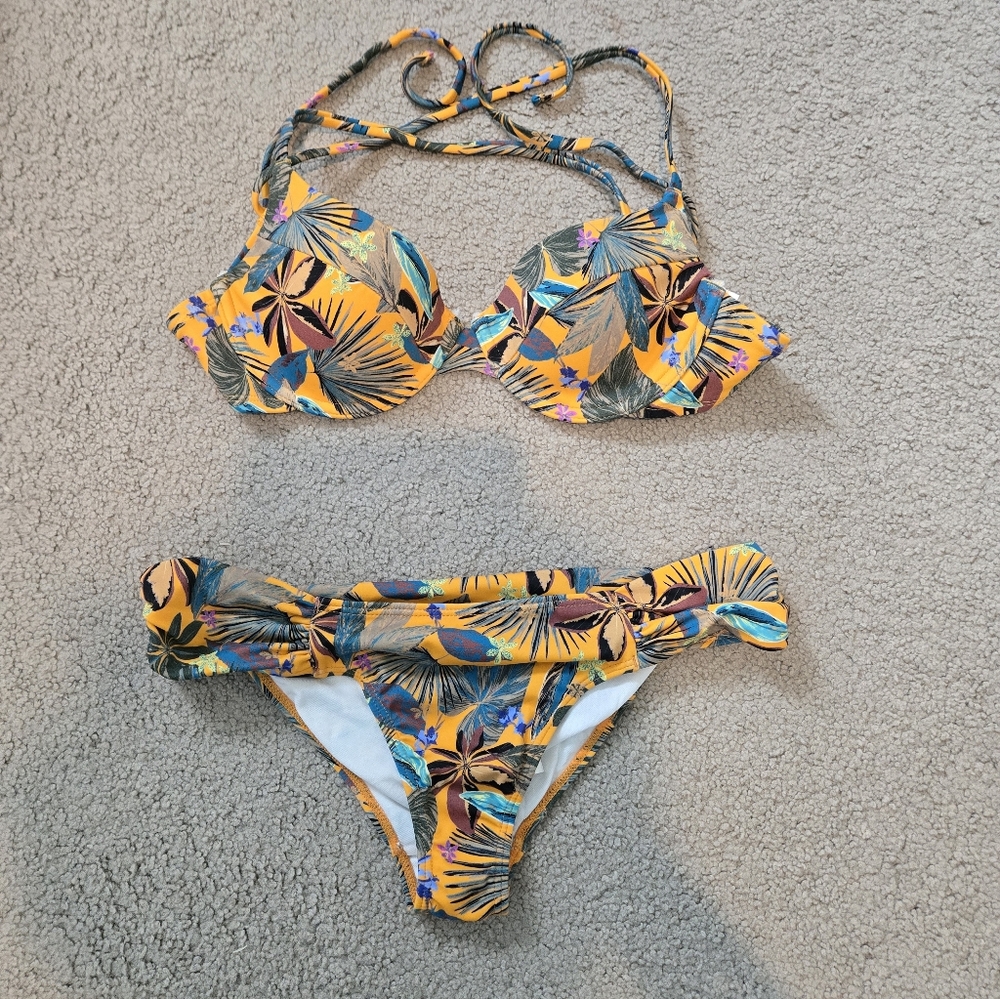 Urban Outfitters Tropical Print Bikini Set